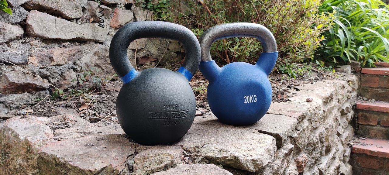 JTX Neoprene Kettlebell vs Again Faster Powder Coated Kettlebell T3