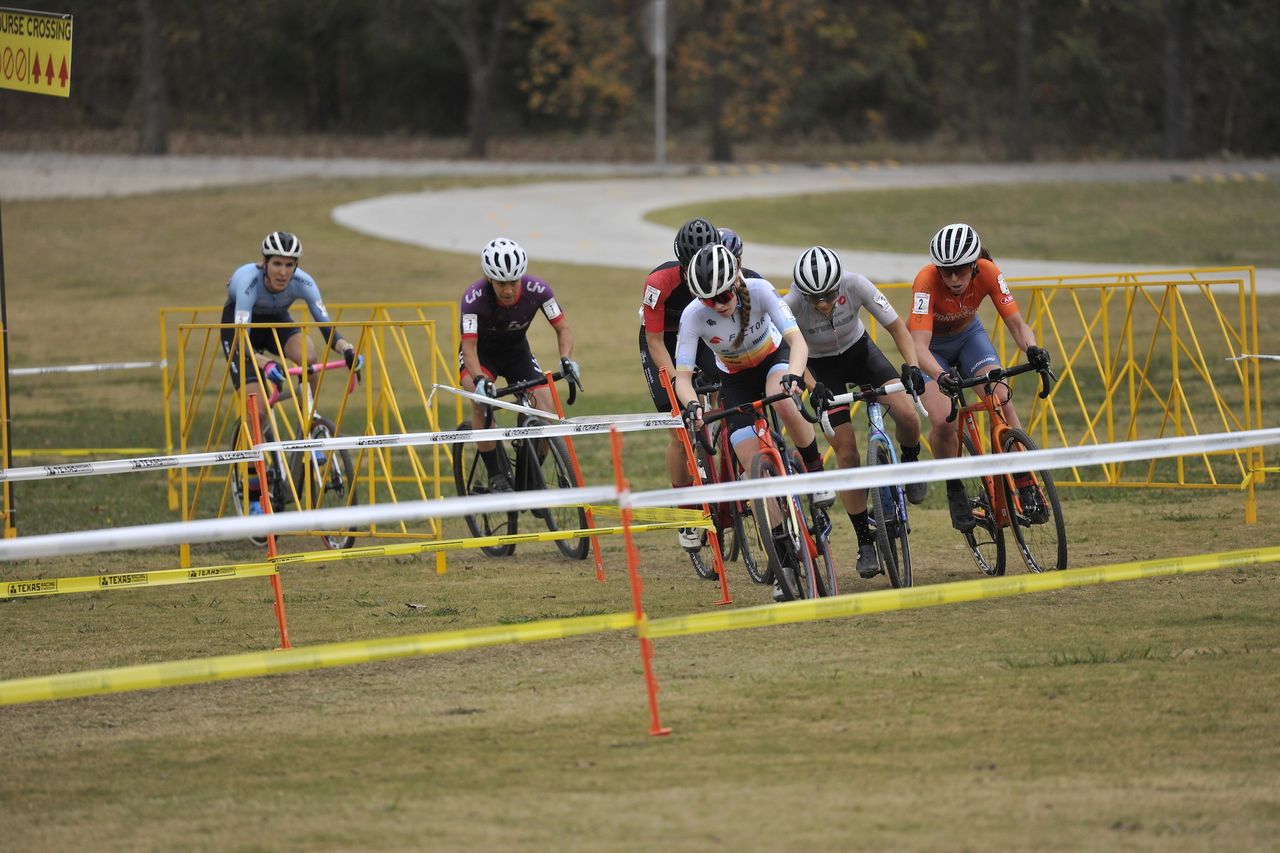 Elite women on course in Garland, Texas for Pan-American Championships