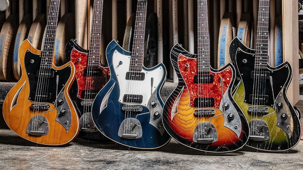 Novo Guitars