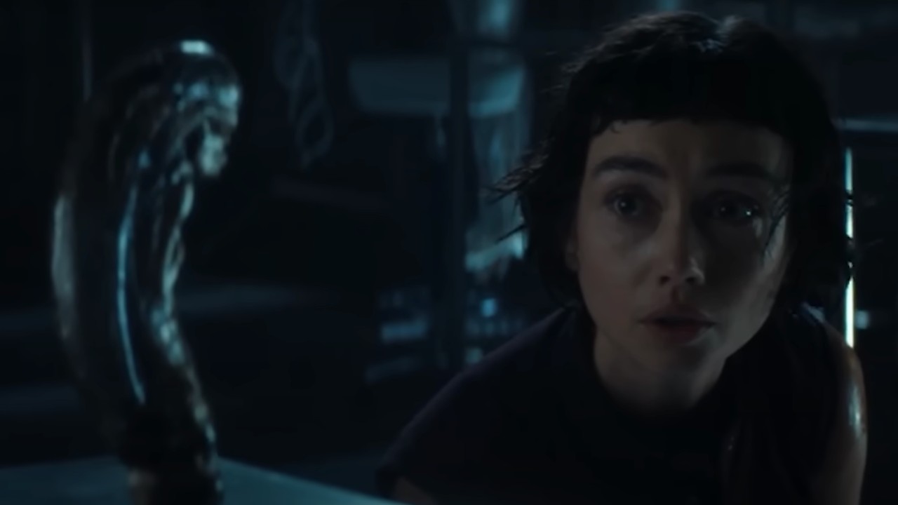 Wendy being intrigued by the small Xenomorph