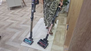 Shark PowerDetect Cordless Vacuum being demoed at IFA