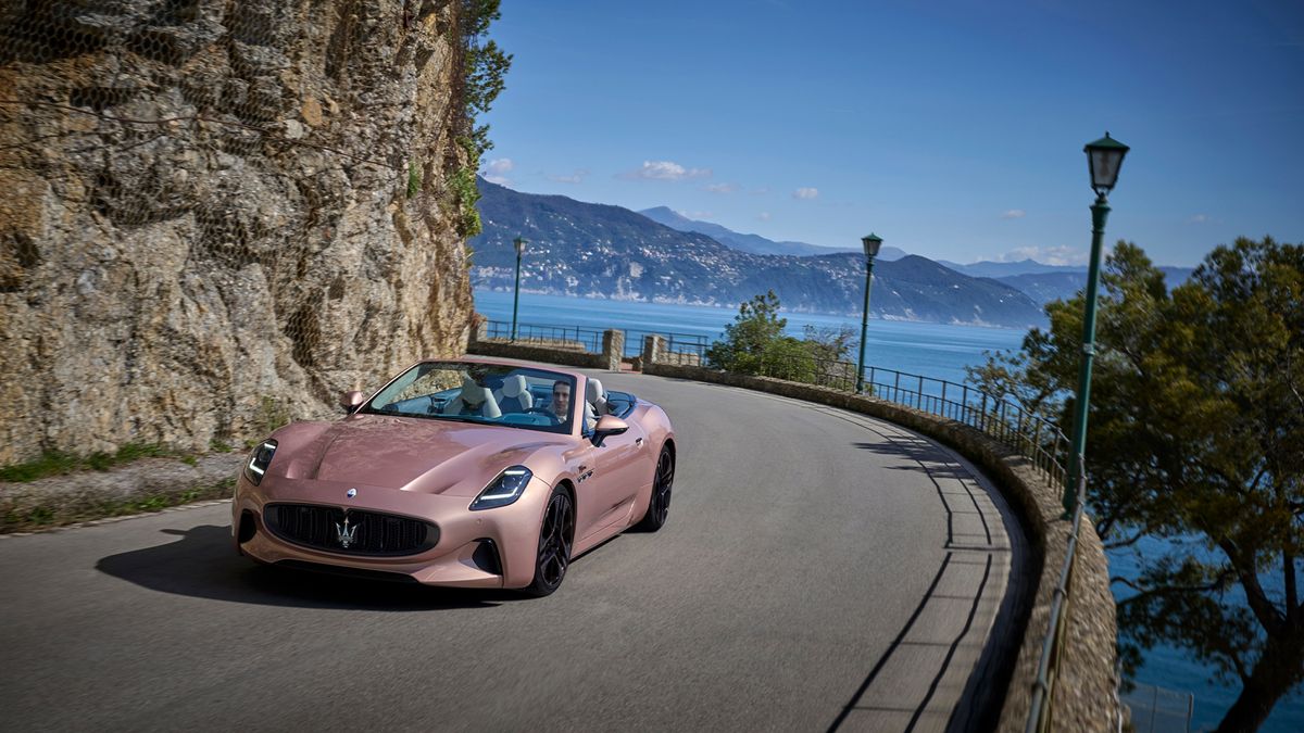 The new Maserati Grancabrio Folgore is the first truly desirable