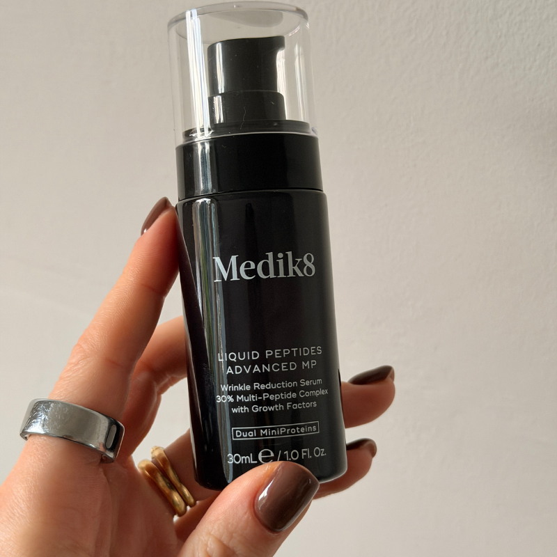 Medik8 peptide serum