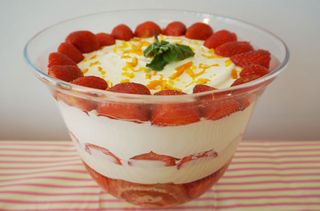 Pimm's trifle