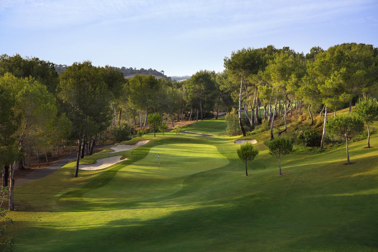 The 10th hole at Las Colinas