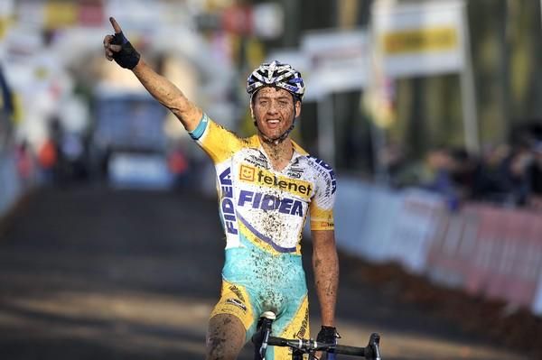 Tom Meeusen (Telenet Fidea) wins the Superprestige in Gavere