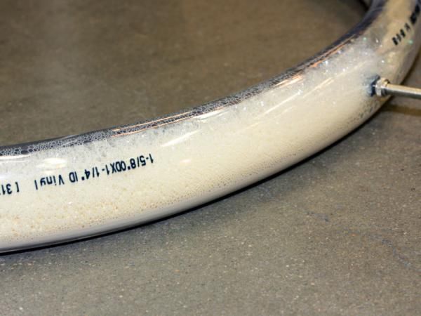 Effetto Mariposa's CaffeLatex sealant includes a foaming agent for quicker plugging of sidewalls punctures.