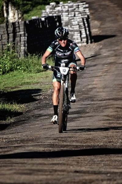Pua Mata on her way to winning stage 1 of La Ruta