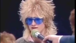 Alice In Chains singer Layne Staley as a 19-year-old with blonde hair and blue sunglasses