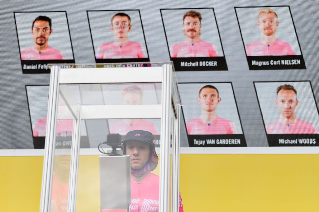 VINUESA SPAIN OCTOBER 22 Start Michael Woods of Canada and Team EF Pro Cycling Face ID Signature Covid safety measures Team Presentation during the 75th Tour of Spain 2020 Stage 3 a 1661km stage from Lodosa to La Laguna Negra Vinuesa 1735m lavuelta LaVuelta20 La Vuelta on October 22 2020 in Vinuesa Spain Photo by Justin SetterfieldGetty Images
