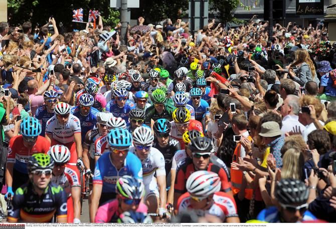 The peloton swallowed by the crowds