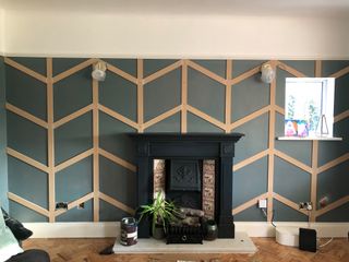 DO NOT REUSE: Before and after of living room panelling