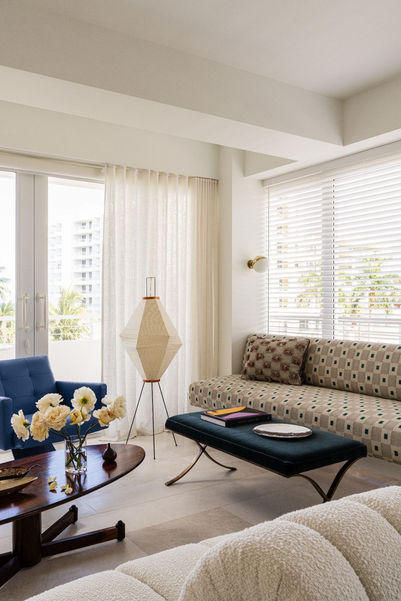 miami apartment by olga malyev