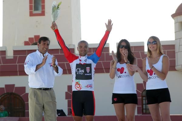 Antonio Cabrera (Clos De Pirque - Trek) took the race lead in the team time trial