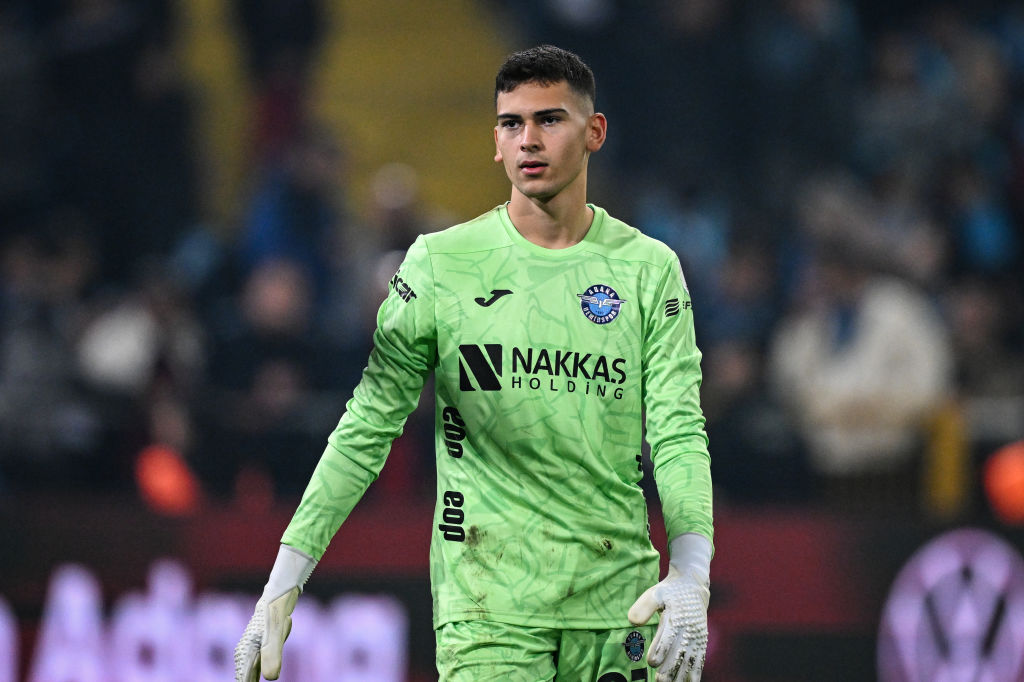 Goalkeeper Deniz Eren Donmezer (27) of Adana Demirspor in action during the Turkish Super Lig week 20 football match between Adana Demirspor and Fenerbahce, in Adana, Turkiye on January 19, 2025.