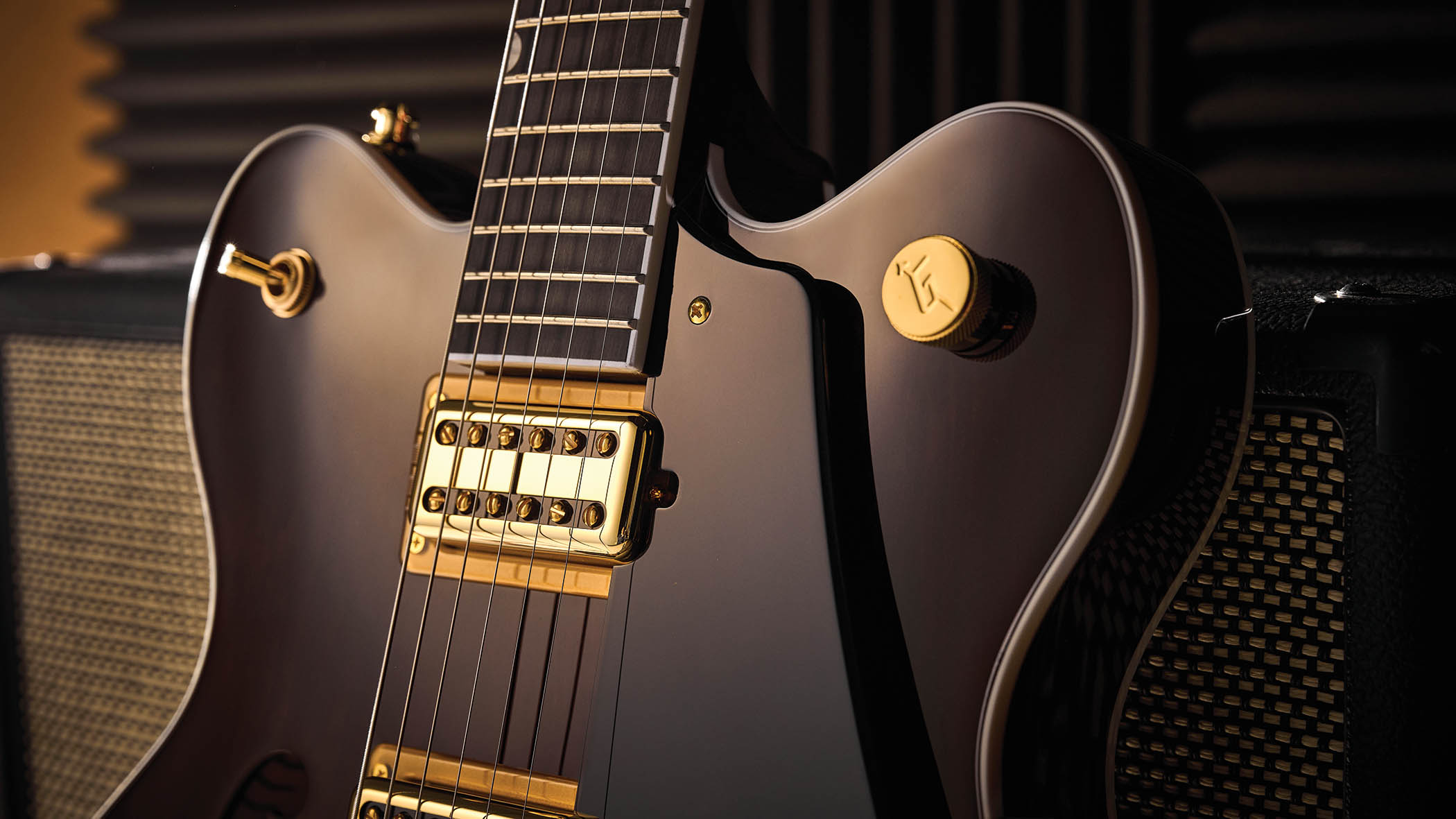 Gretsch Limited Edition Abbey Road RS201 Studiomatic: A tie-up between Abbey Road Studios and Gretsch featuring a recording-aimed circuit inspired by the studios&amp;rsquo; Rumble Filter