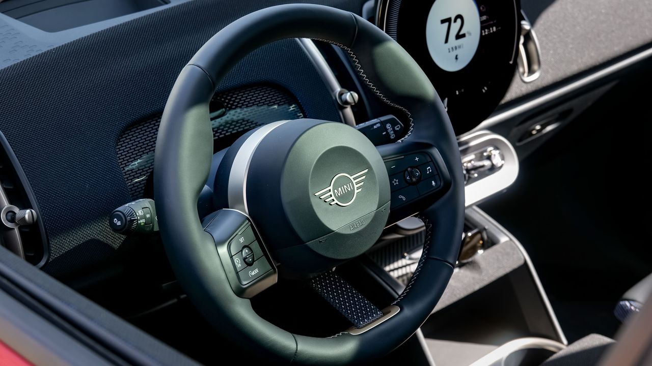 2025 Mini Cooper Countryman SE All4 review.