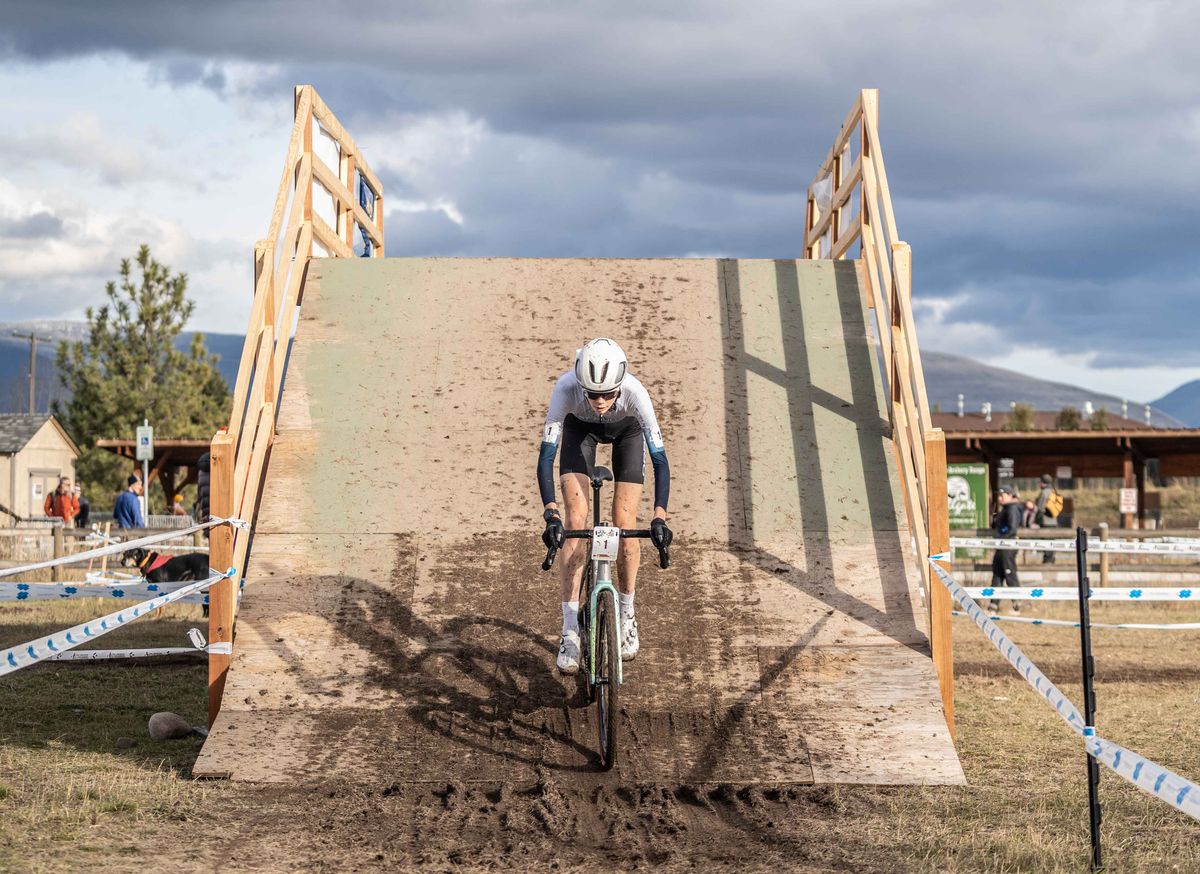 Isabella Holmgren in action at the 2023 Pan American Cyclocross Championships