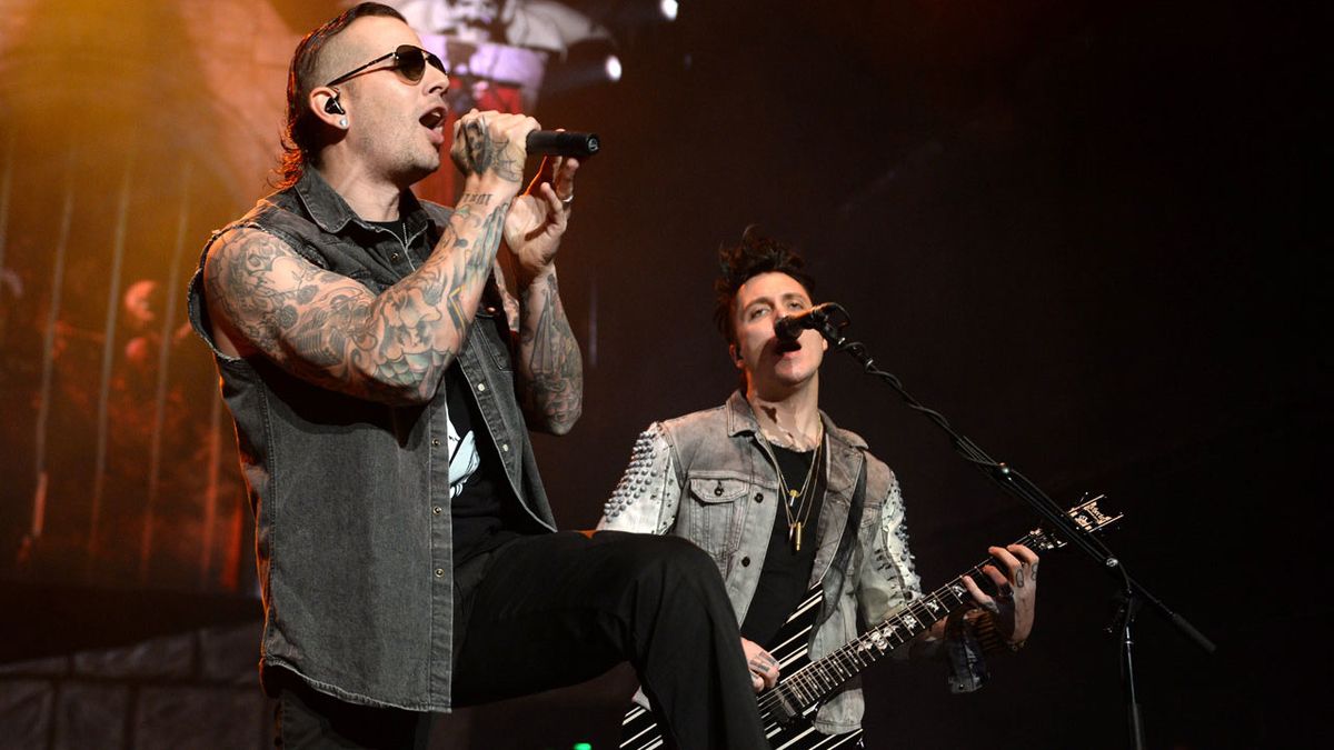 AVENGED SEVENFOLD To Embark On 2017 European Tour With DISTURBED And  CHEVELLE - BraveWords