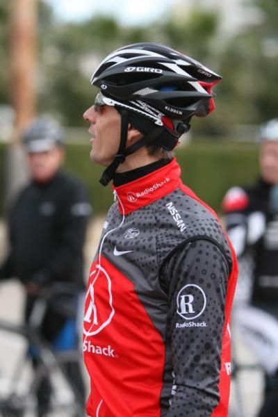 Andreas Kloden wonders what's going on, on the other side of the parking lot