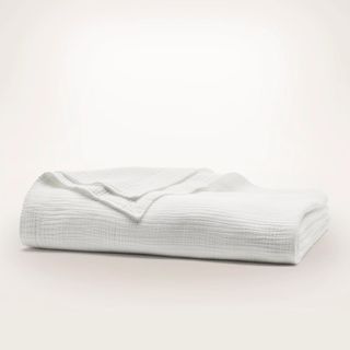 white cotton bedding from boll & branch