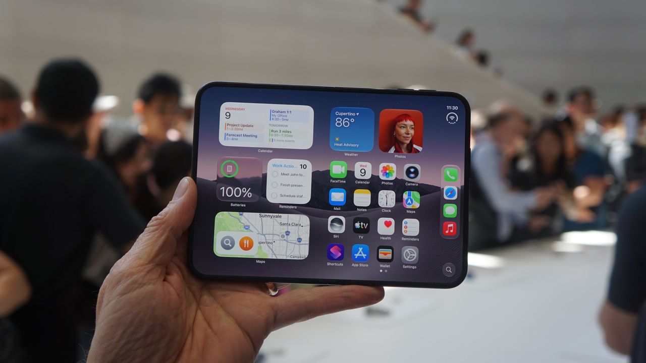 iPhone Duo Hands On