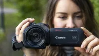 Canon Legria HF G70:
