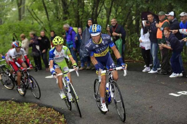 Alberto Contador (Saxo Bank) and Vincenzo Nibali (Liquigas) were evenly matched