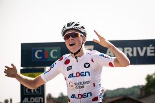 Fem van Empel wins stage 3 of 2023 Tour de l'Avenir Femmes