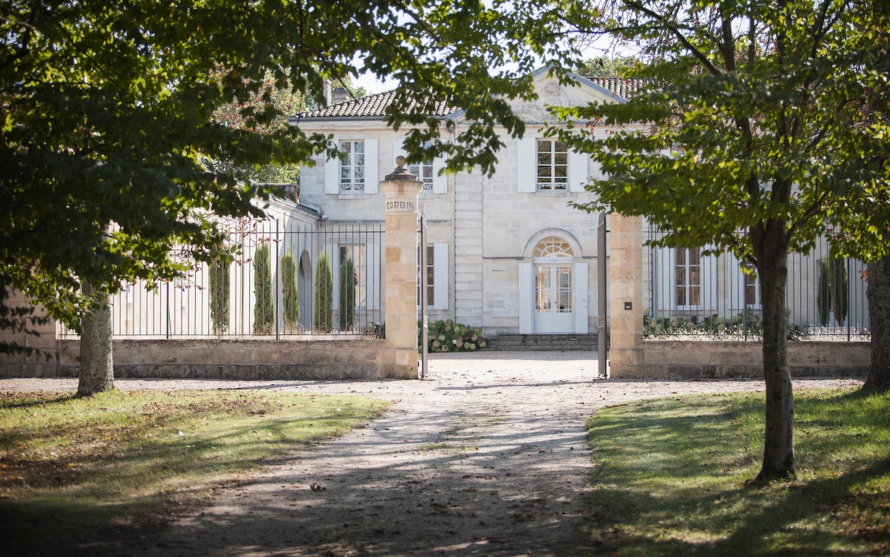 Ch&amp;acirc;teau Corbin entrance