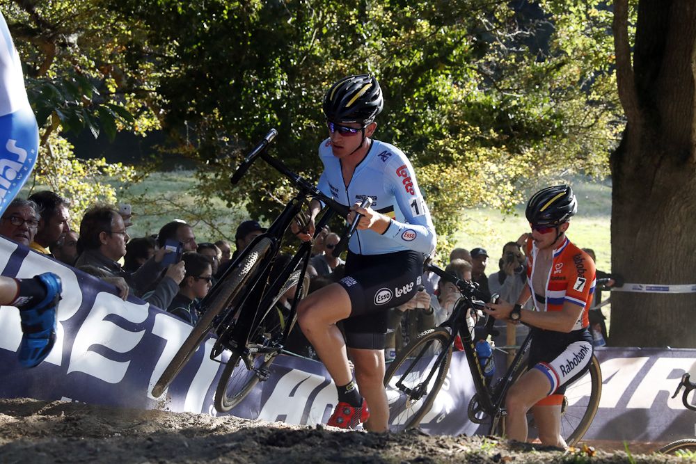 Toon Aerts on a run-up