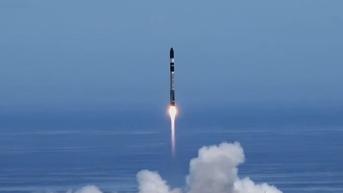 Tonton Rocket Lab meluncurkan 2 satelit BlackSky ke orbit hari ini