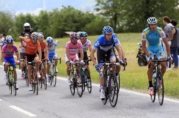 Ryder Hesjedal (Garmin - Barracuda) in the favorites' group