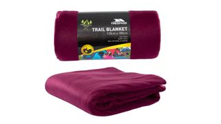 best camping blanket: Trespass Fleece Blanket