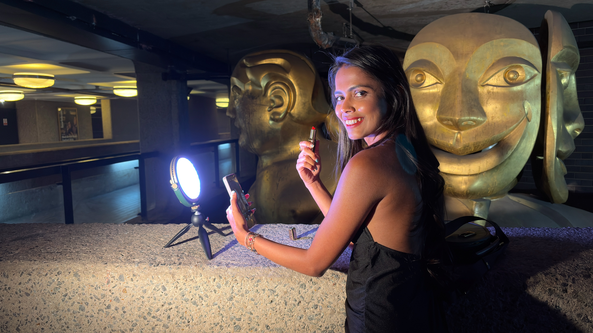 The 1/4-inch thread at the base of the Sol 30 Spectra enables you to pop it on a third-party mini tripod like the Manfrotto Pixi. You can then tilt the light&amp;rsquo;s bracket to angle the light.