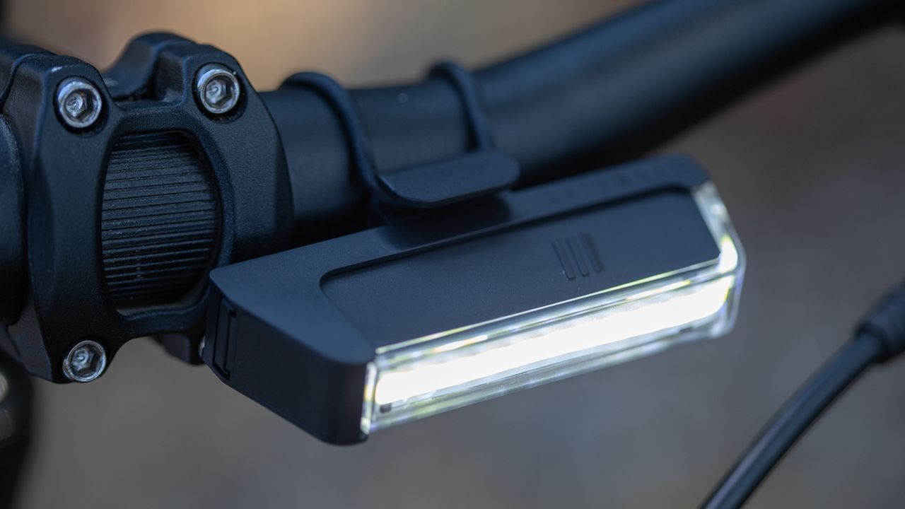 Redshift Arclight pedals extra module used as a front light