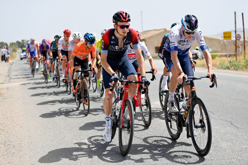 CABO DE GATA SPAIN AUGUST 31 LR Tao Geoghegan Hart of United Kingdom and Team INEOS Grenadiers and Christopher Froome of United Kingdom and Team Israel Premier Tech compete during the 77th Tour of Spain 2022 Stage 11 a 1912km stage from ElPozo Alimentacin Alhama de Murcia to Cabo de Gata LaVuelta22 WorldTour on August 31 2022 in Cabo de Gata Spain Photo by Justin SetterfieldGetty Images