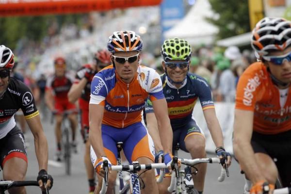 Michael Matthews (Rabobank) takes the sprint for second place.