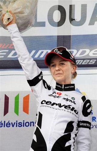 Emma Pooley (Cervelo TestTeam) on the podium after winning the ninth round of the Women's World Cup in Plouay, France.