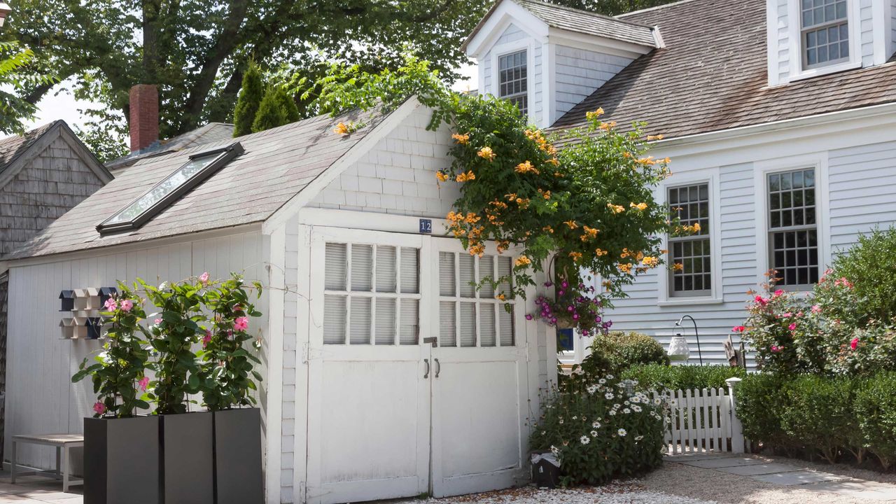 garage storage space