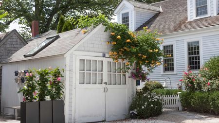 garage storage space