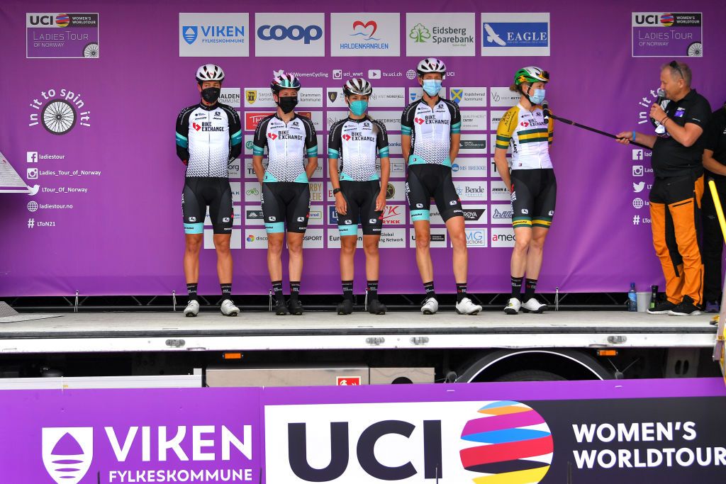 MYSEN NORWAY AUGUST 13 Jessica Allen of Australia Janneke Ensing of Netherlands Lucy Kennedy of Australia Sarah Roy of Australia Urska Zigart of Slovenia and Team BikeExchange prior to the 7th Ladies Tour Of Norway 2021 Stage 2 a 145km stage from Askim to Mysen LTourOfNorway LTON21 UCIWWT on August 13 2021 in Mysen Norway Photo by Luc ClaessenGetty Images
