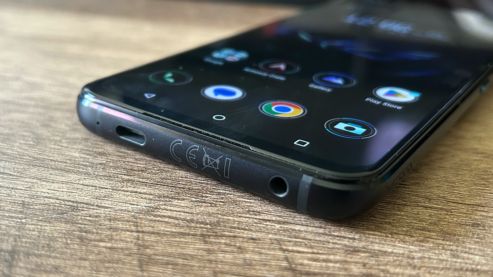 Asus ROG Phone 7 Ultimate USB-C charging port close up