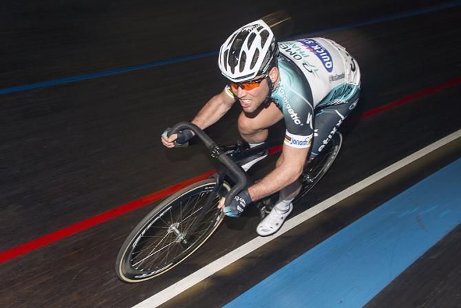 Mark Cavendish, a former Madison world champion, returns to his roots on the velodrome during the Omega Pharma-Quick Step presentation