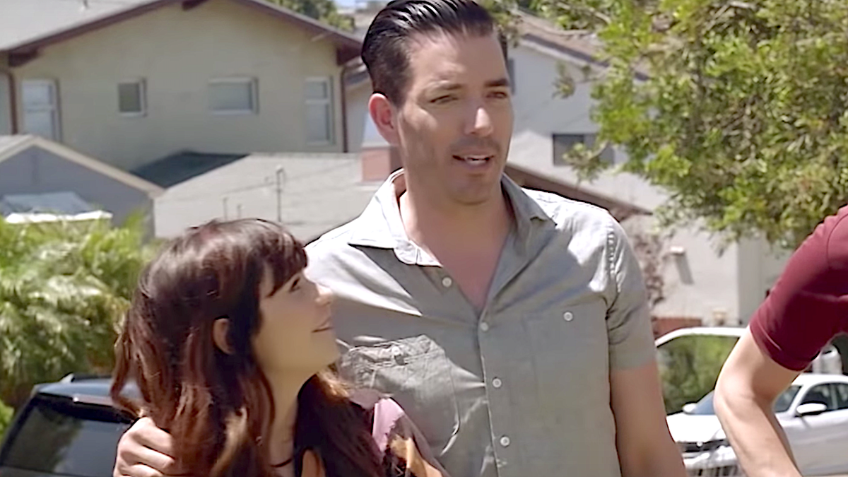 Zooey Deschanel looks at Jonathan Scott on Celebrity IOU.