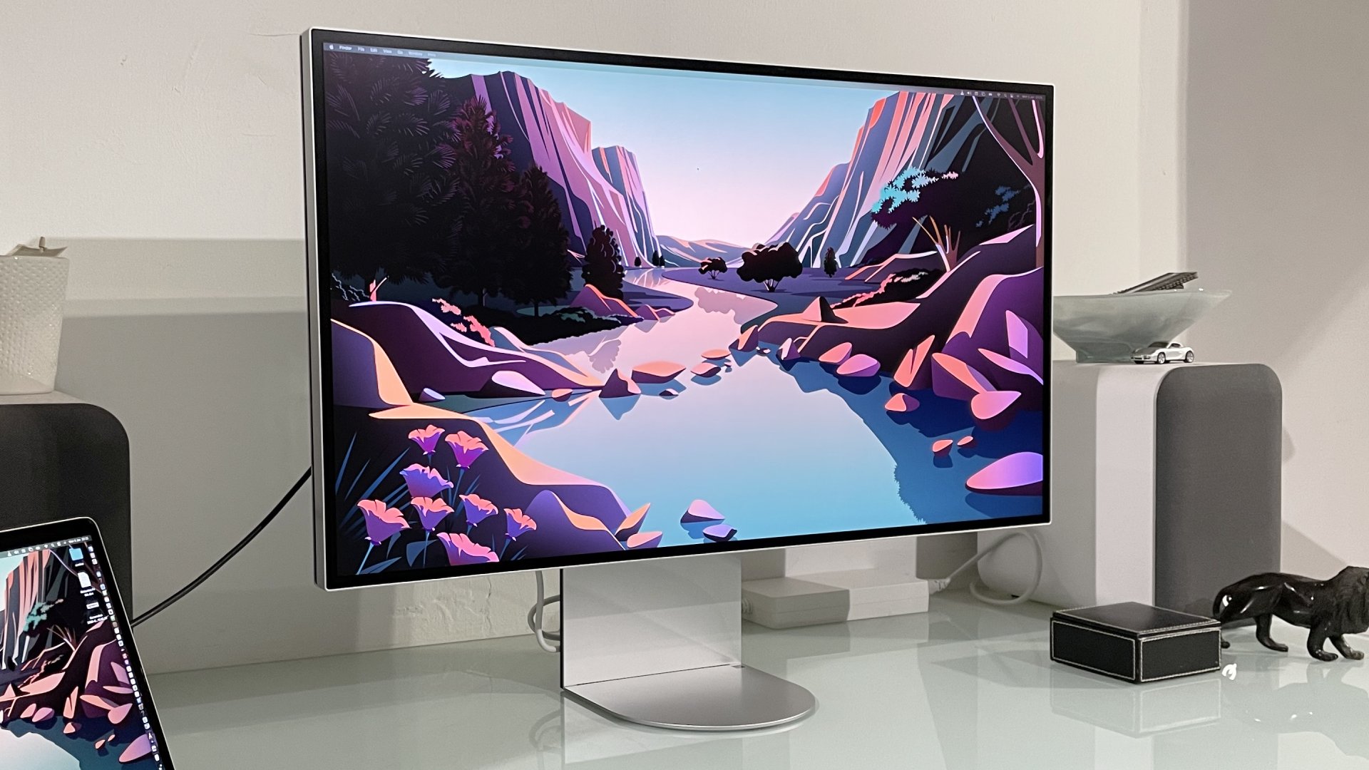 LG UltraFine 6K Evo 32U990A in a home office during our review
