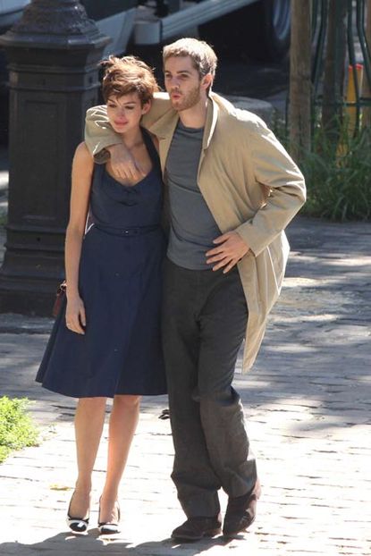 Anne Hathaway and Jim Sturgess filming One Day in Paris