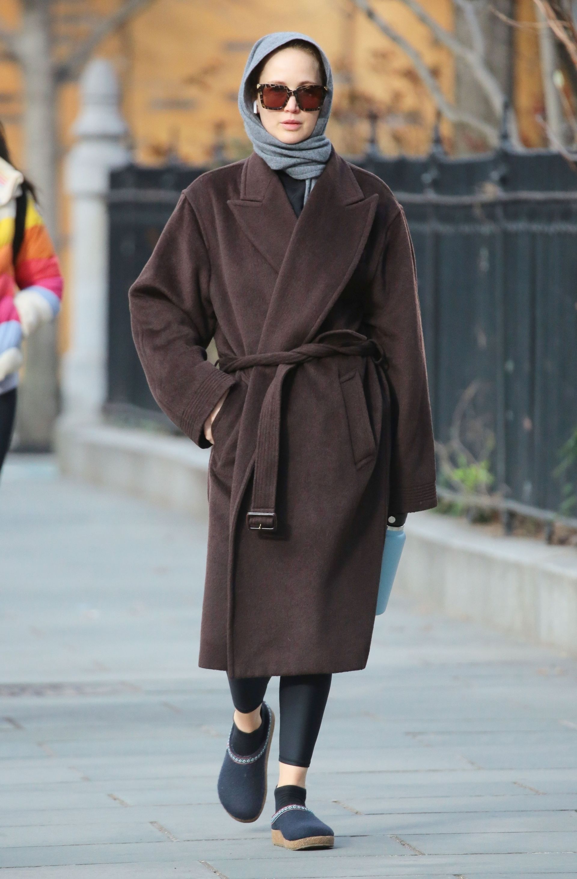 Jennifer Lawrence Just Wore 0 Shoes From Amazon Jennifer Lawrence Just Wore 0 Shoes From Amazon