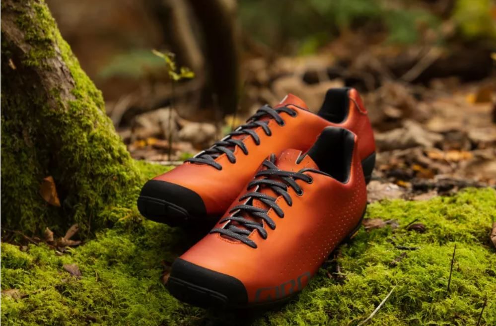 Image shows the Giro Empire VR90s which are some of the best gravel bike shoes