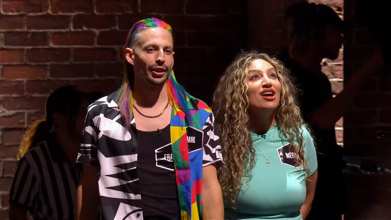 99 to Beat contestants looking up.